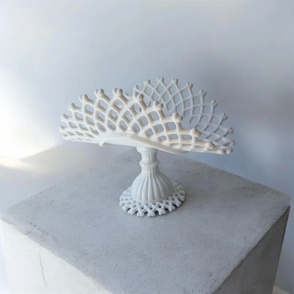 vintage Westmoreland white milk glass banana stand  lattice edge pattern